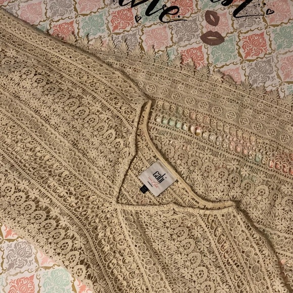 Cabi Capri Top - Picture 7 of 8